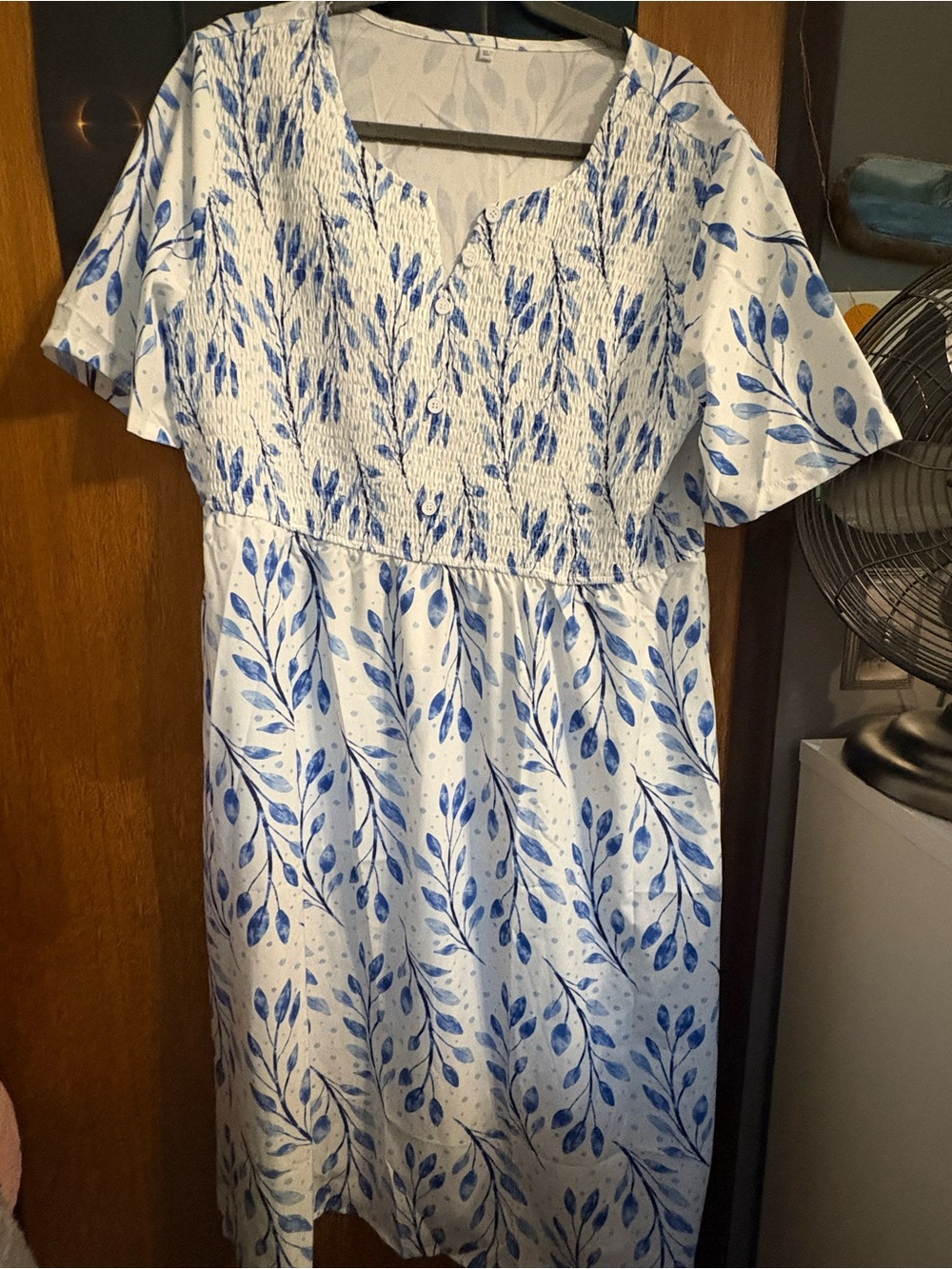 Women's Blue Leaf Print Smocked Waist Dress